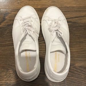 Authentic Women common projects sneakers